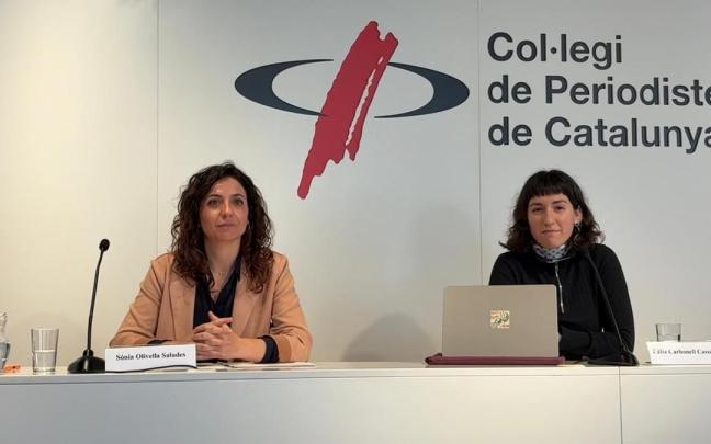 La coordinadora de litigios de Irídia, Sònia Olivella, y la especialista en Pegasus de Irídia, Cèlia Carbonell.