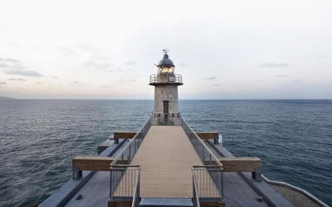 El Faro de Santa Catalina es el único que se puede visitar en Euskadi.