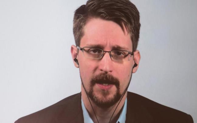 Edward Snowden, en una videconferencia sobre su libro / DPA / EP Edward Snowden, en una videconferencia sobre su libro