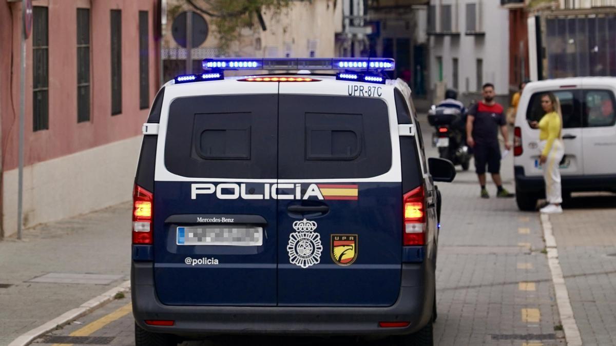 Agentes de la Policía Nacional