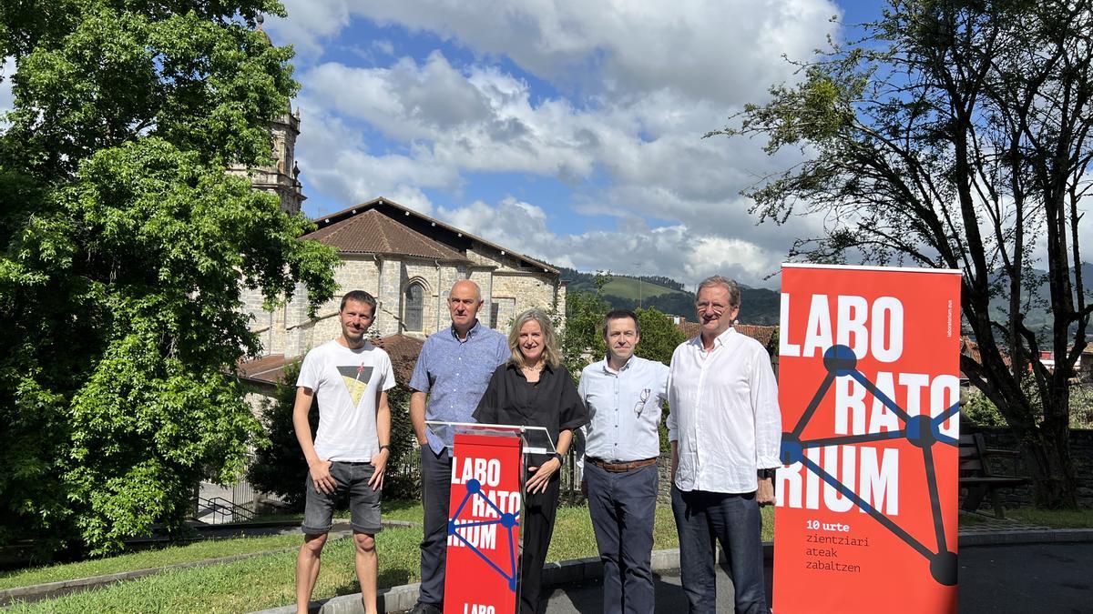 Presentación del fenómeno científico del asoleo este martes en el museo Laboratorium.