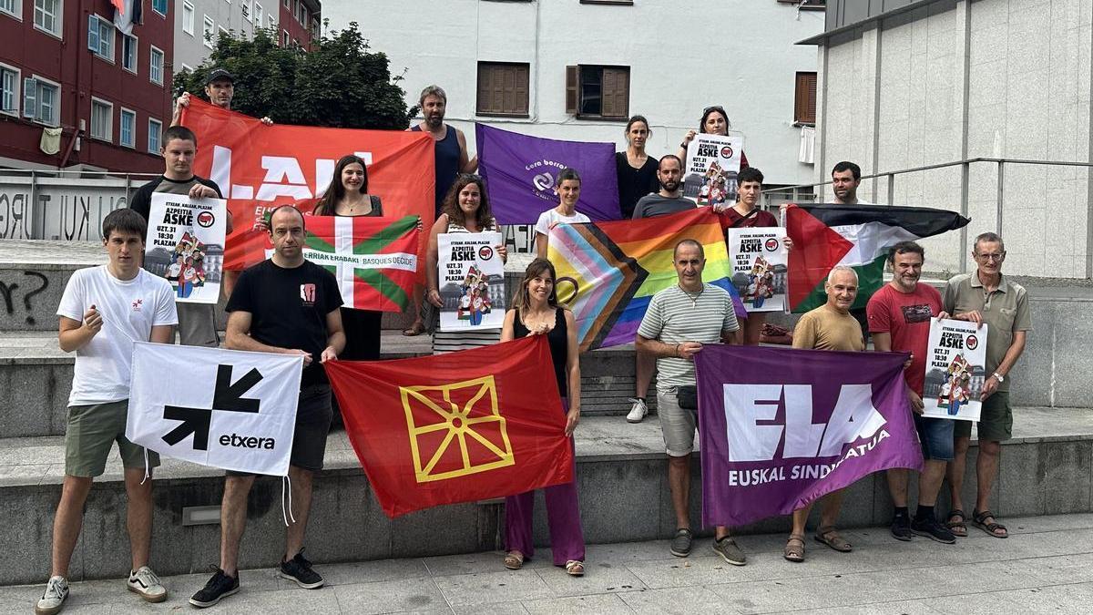 Colectivos sociales y culturales han mostrado su rechazo a la presencia de Morante de la Puebla en las corridas de Azpeitia.