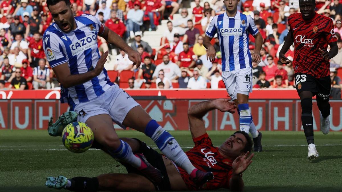Mikel Merino fue expulsado ante el Mallorca.