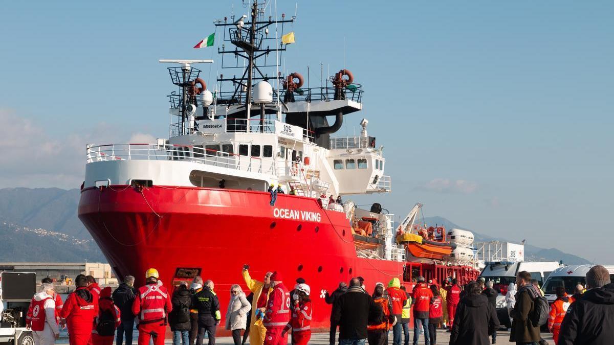 El barco humanitario 'Ocean Viking', de la ONG SOS Mediterranée.