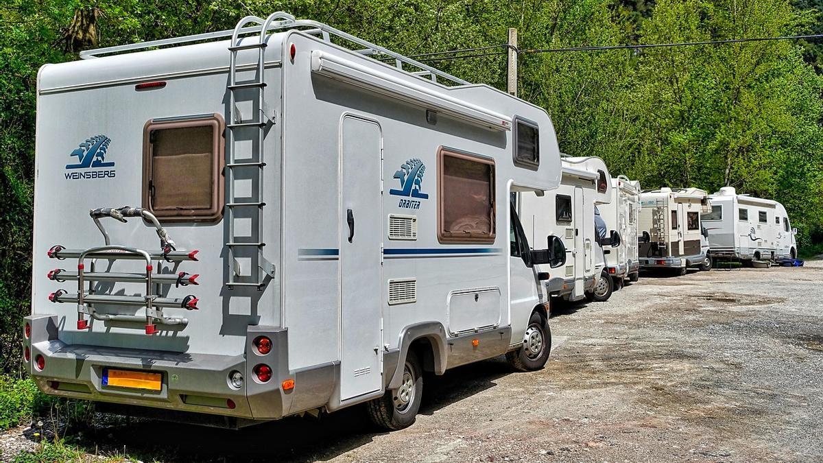 Estos vehículos solo podrán estacionar en el área de autocaravanas
