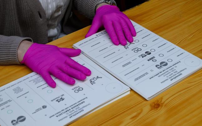 Comienzan las elecciones en Hungría.