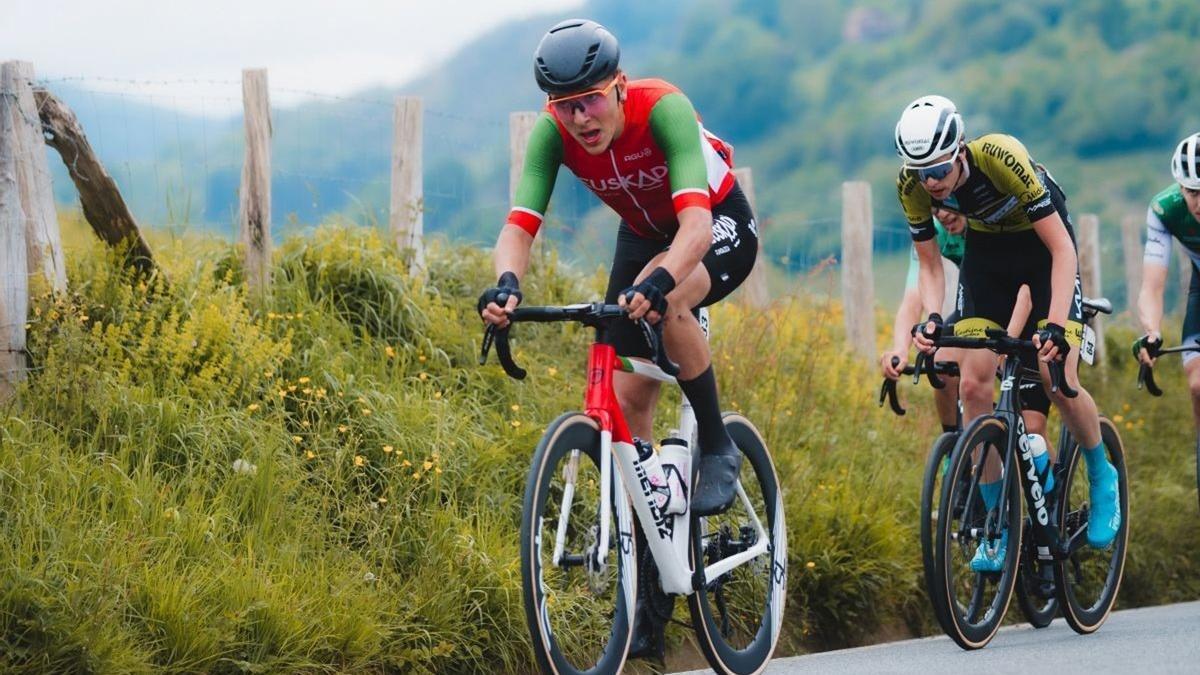 Gari Ugarte legazpiarra Euskaltel-Euskadin arituko da datozen bi denboraldietan.