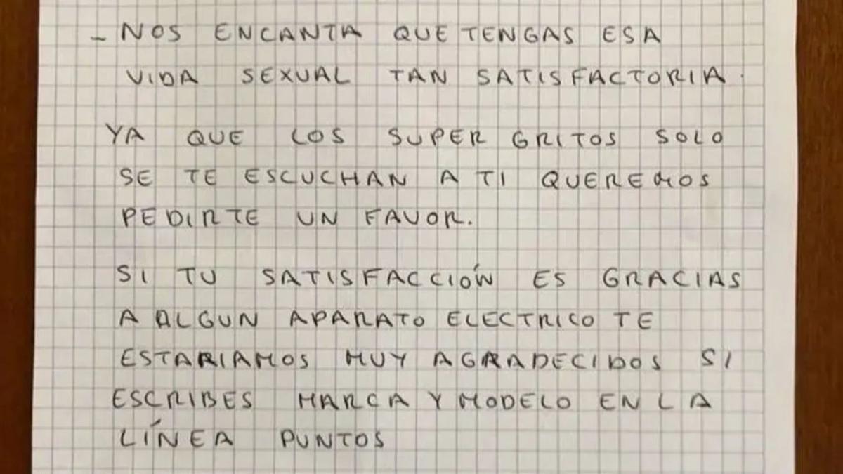 Parte de la nota de un vecino dirigida a una mujer ruidosa en sus manifestaciones sexuales en ese mismo barrio se convirtió en un fenómeno viral hace unos años