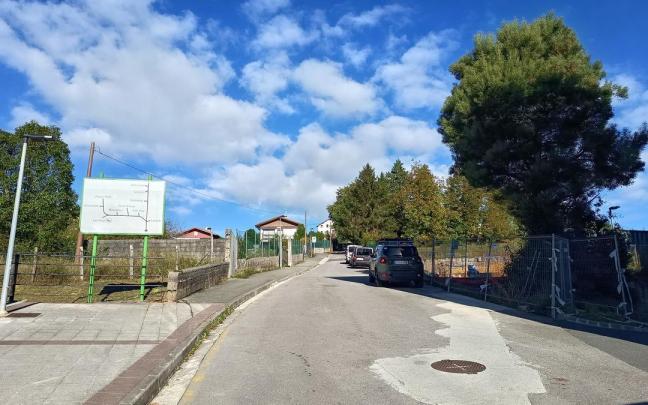 Carretera de Garratza que se cerrará el martes.