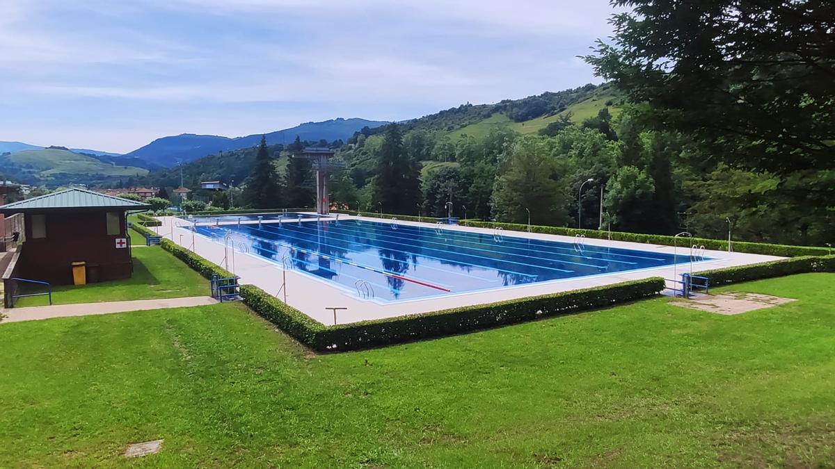 Piscinas de Ellakuri en Laudio