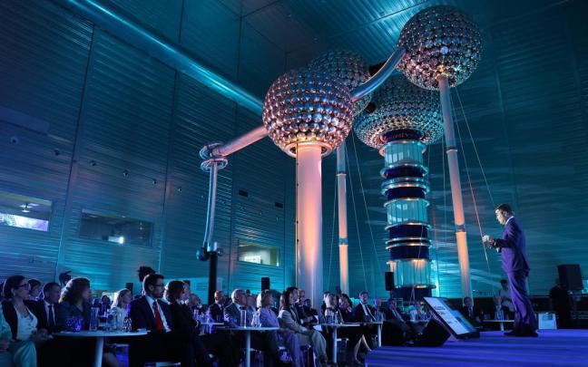 Informazio horretatik kanpoko irudia.