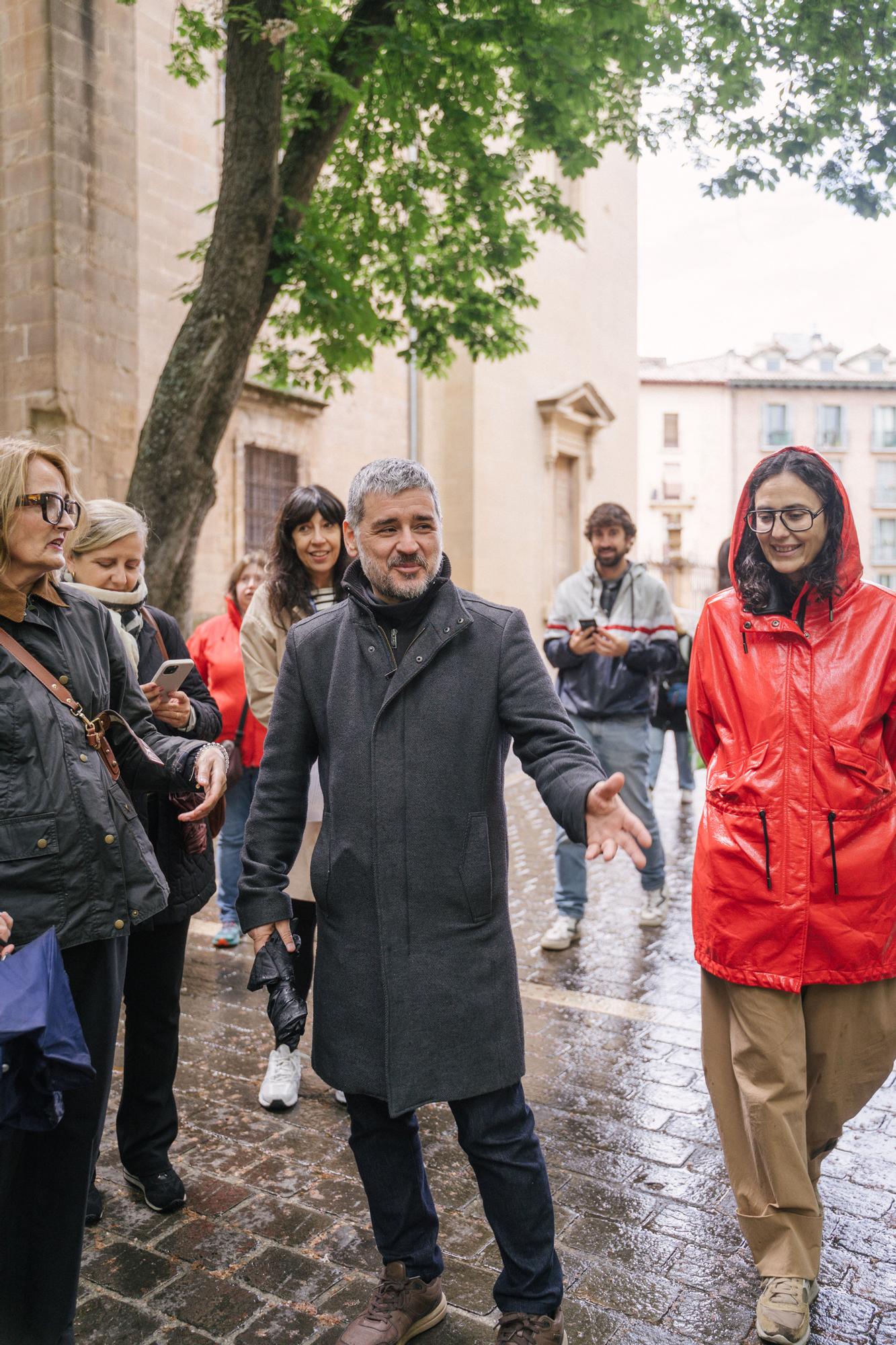 La novela está ambientada en San Fermín.