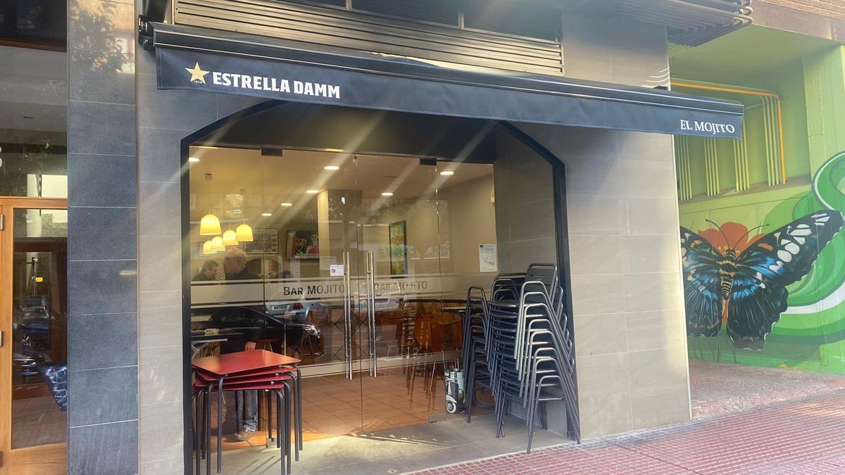 Bar El Mojito en el barrio de San Martín de Vitoria.