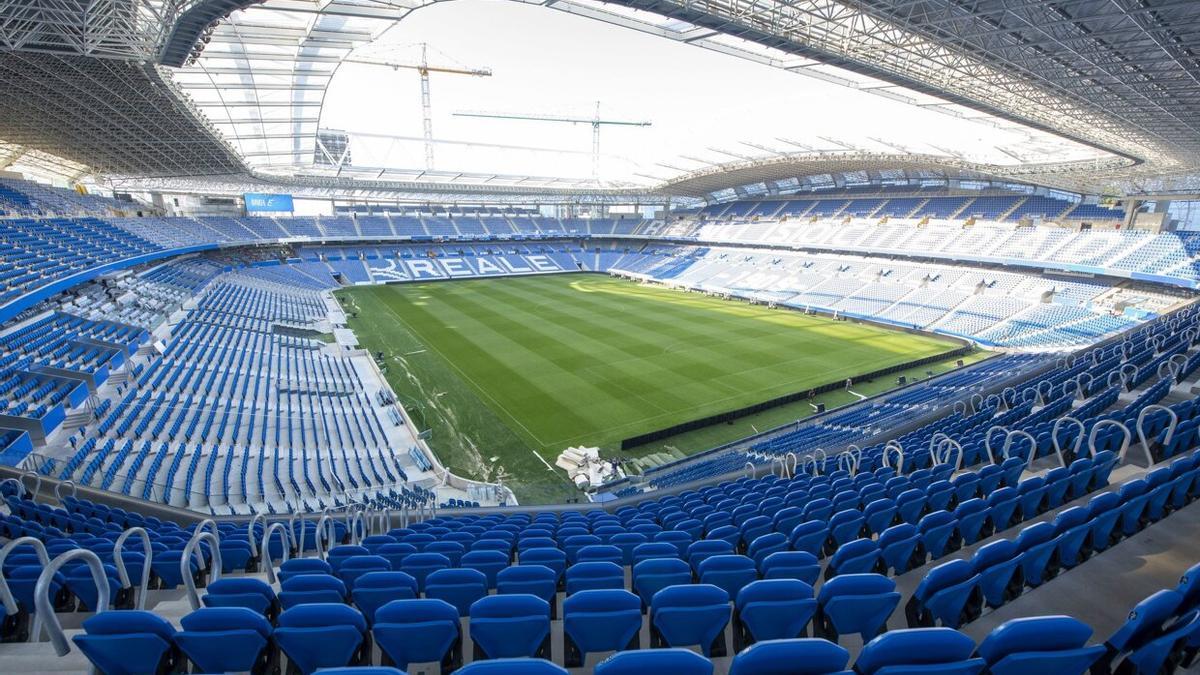 Vista panorámica del estadio de Anoeta, candidato a albergar partidos del Mundial 2030. / RUBEN PLAZA