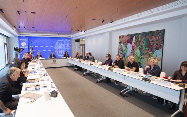La reunión que el Patronato de Etxepare, presidida por el lehendakari, Imanol Pradales. / Irekia La reunión que el Patronato de Etxepare, presidida por el lehendakari, Imanol Pradales.