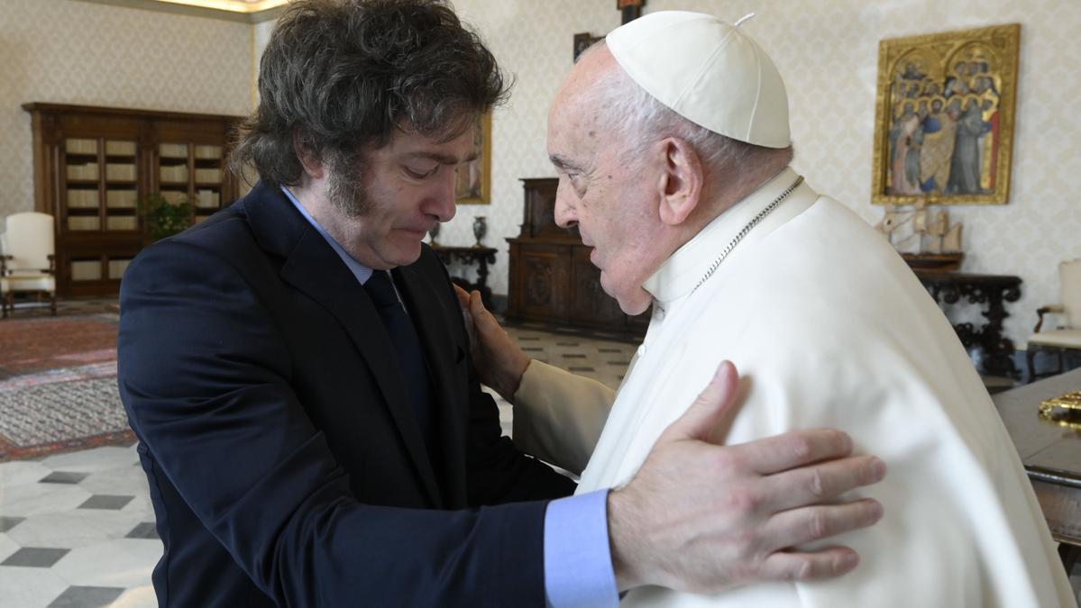 Milei y el Papa durante el encuentro que han mantenido en el Vaticano.