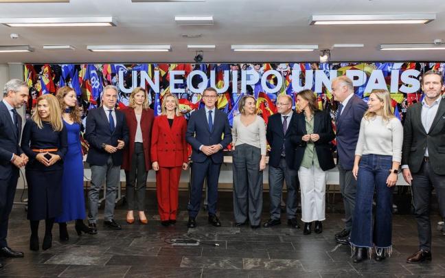 Foto de familia de la cúpula del PP en el Comité Ejecutivo Nacional de este jueves.