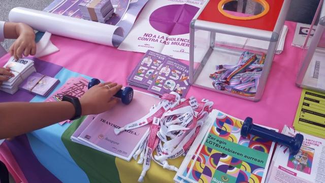 Material en un punto Beldur Barik en fiestas de Laudio