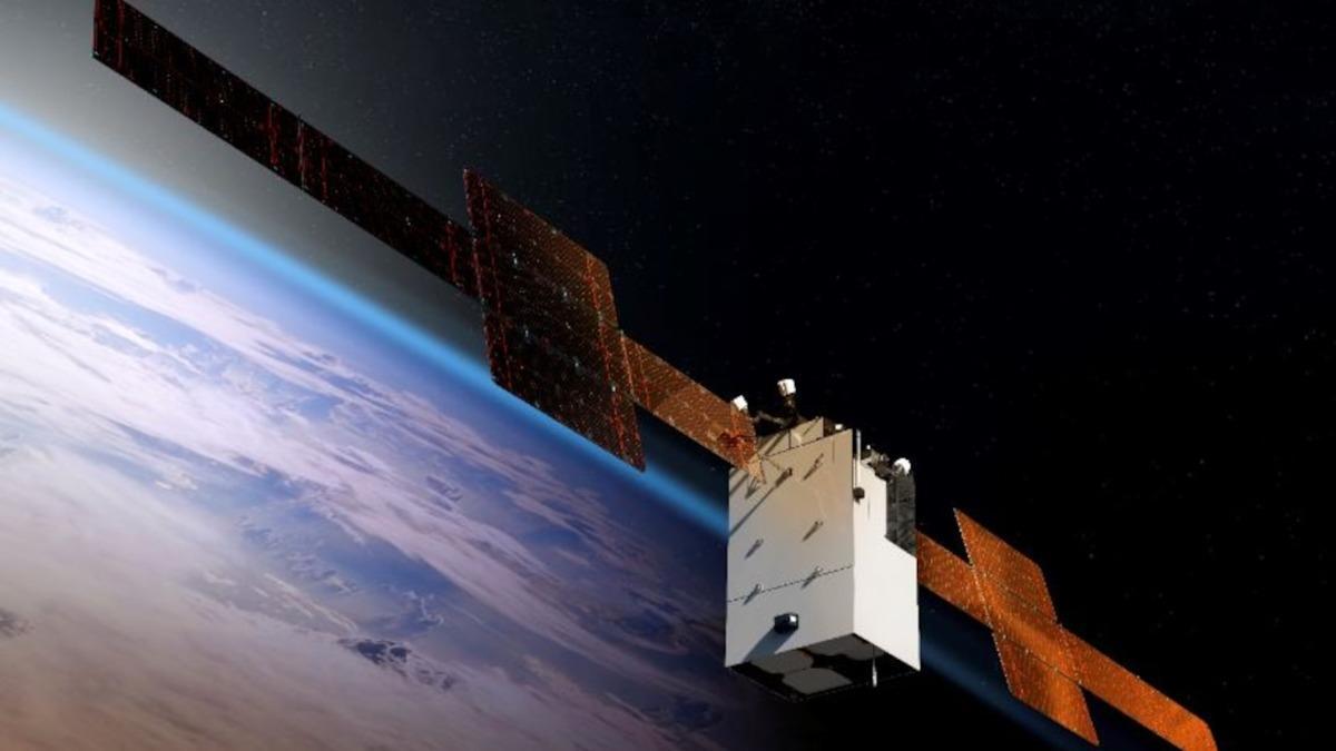 Recreación de un satélite militar estadounidense de comunicaciones Wideband Global SATCOM (WGS) en órbita terrestre.