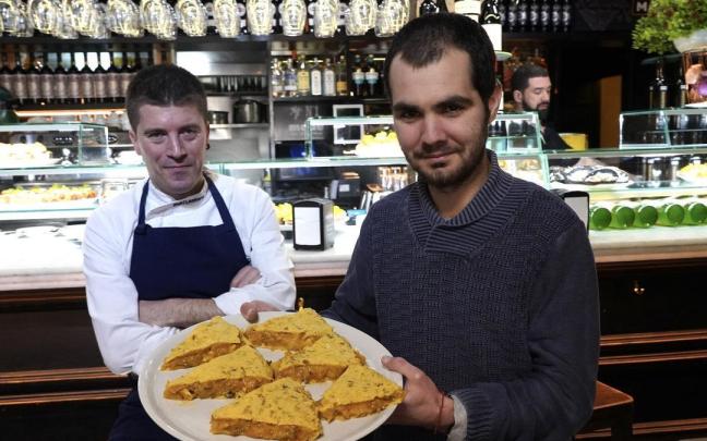 Aitor Lexartza ha probado m&aacute;s de 300 tortillas en un a&ntilde;o.