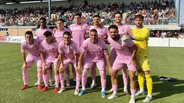 Formación inicial del Eibar en el encuentro amistoso disputado ante el Burgos en Villarcayo. SDEIBAR