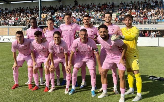 Formación inicial del Eibar en el encuentro amistoso disputado ante el Burgos en Villarcayo. SDEIBAR