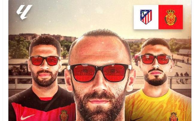 Los jugadores del Mallorca Mascarell, Muriqi y Leo Román, con gafas rojas.
