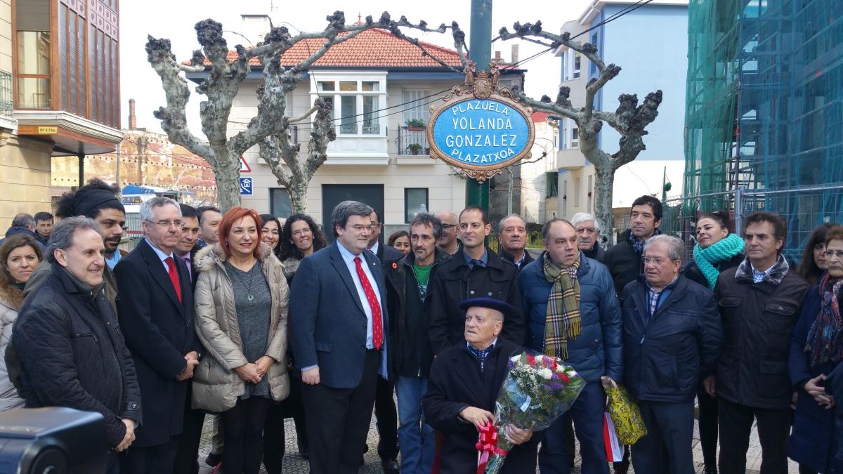 Inauguración de la plazuela Yolanda González en el año 2016. BILBAO.EUS