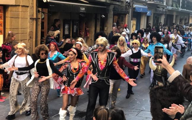 Un momento de los carnavales de 2022 en Zarautz. Foto: Ayuntamiento de Zarautz