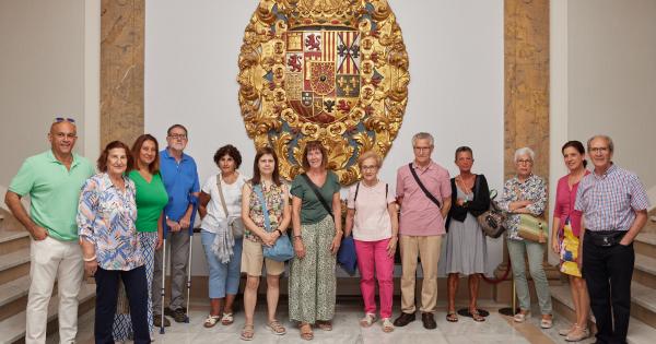 Visita guiada al ayuntamiento de Pamplona con motivo del VI centenario del Privilegio de la Unión.