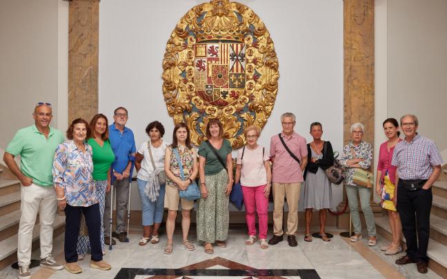 Visita guiada al ayuntamiento de Pamplona con motivo del VI centenario del Privilegio de la Unión.