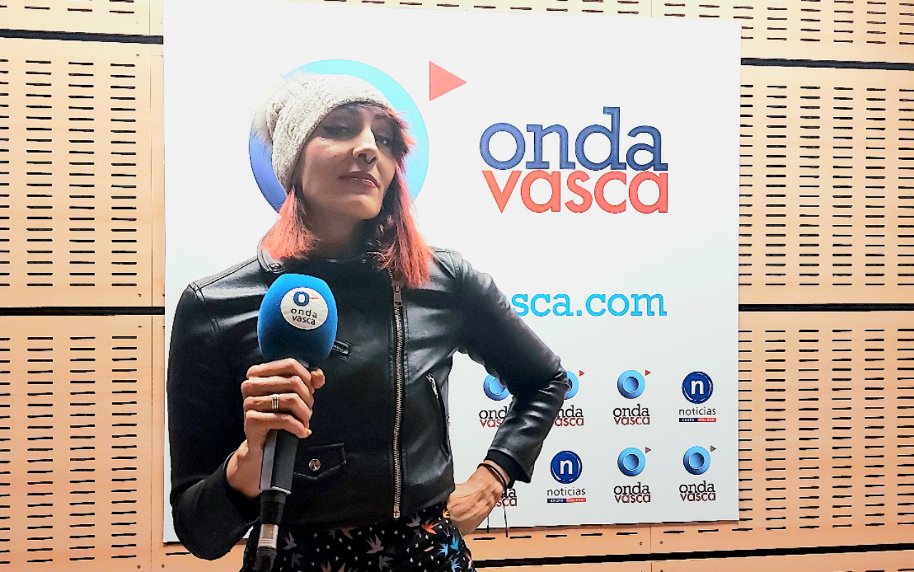 Sexo: Las preguntas más atrevidas y las respuestas mas contundentes en A  solas con Lola - Onda Vasca