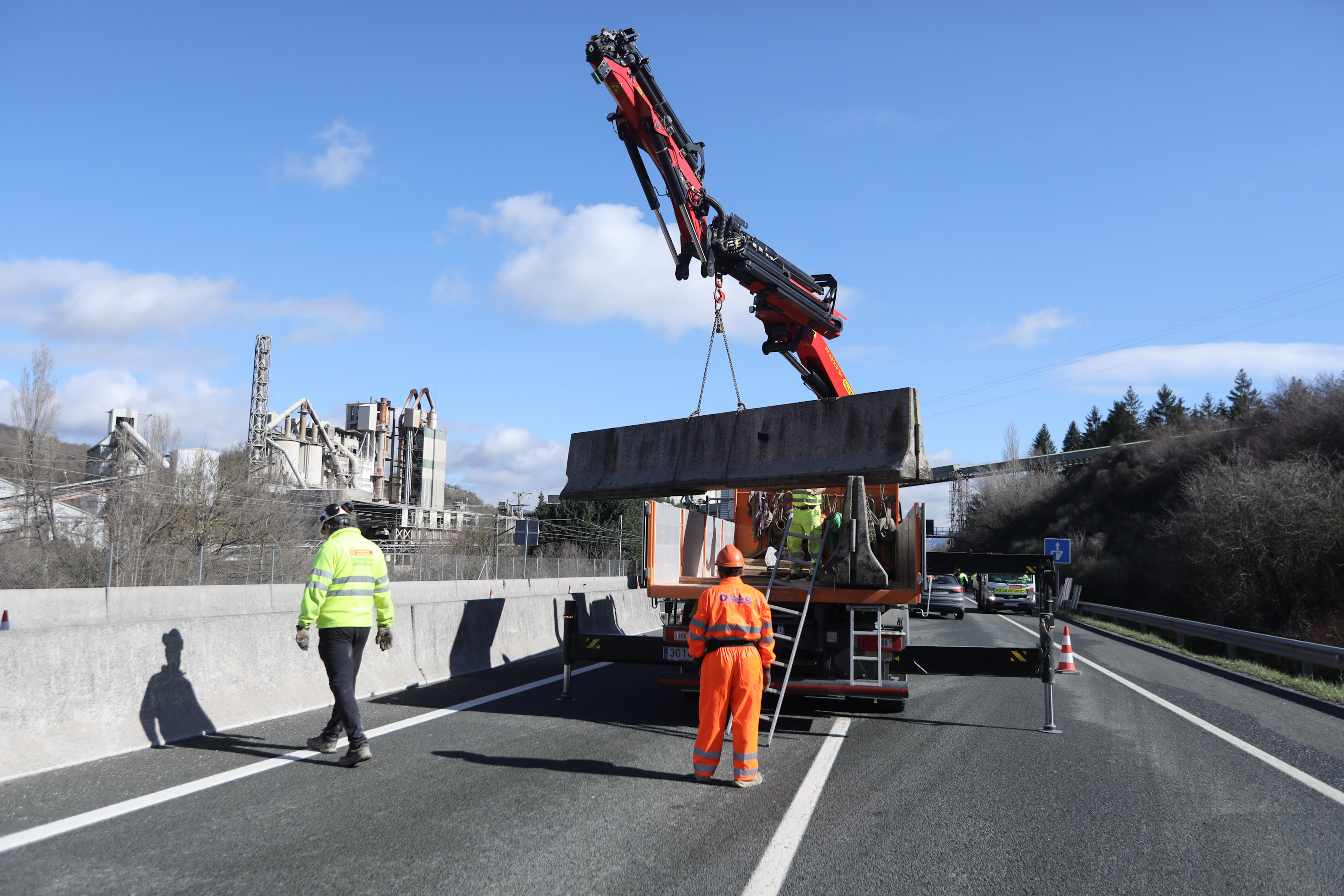 Imagen de los trabajos que se están realizando en la A-1 en Olazti. Foto: Gobierno de Navarra Imagen de los trabajos que se están realizando en la A-1 en Olazti. Foto: Gobierno de Navarra