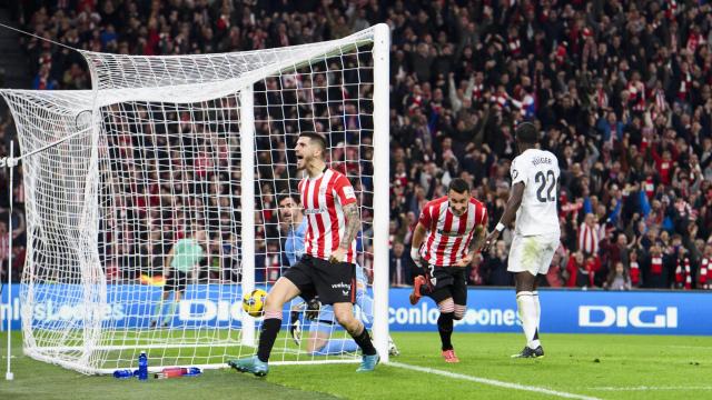 Sancet y Berenguer celebrando el gol del 1-0 ante el Real Madrid / Athletic Club