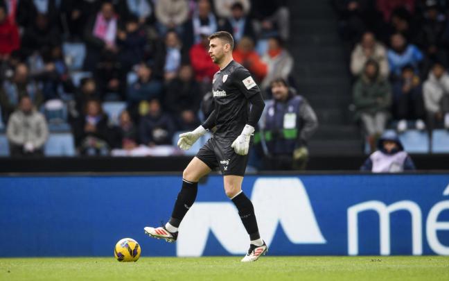 Unai Simón controla un balón durante un partido / Athletic Club Unai Simón controla un balón durante un partido / Athletic Club