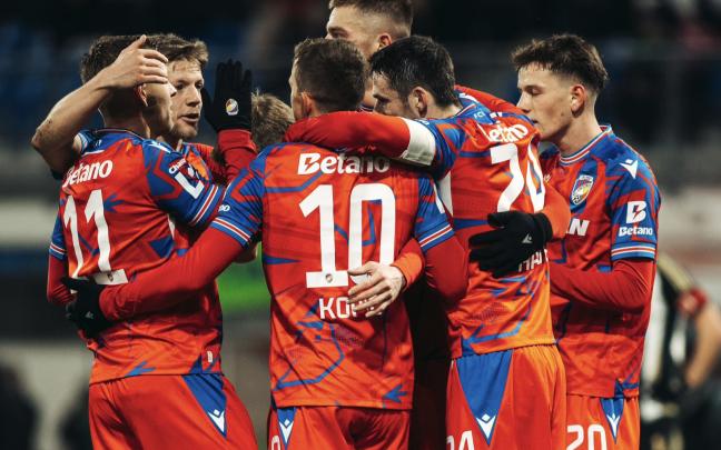 Los jugadores del Viktoria Plzen en imagen durante un partido. Foto: FC VIKTORIA PLZEN