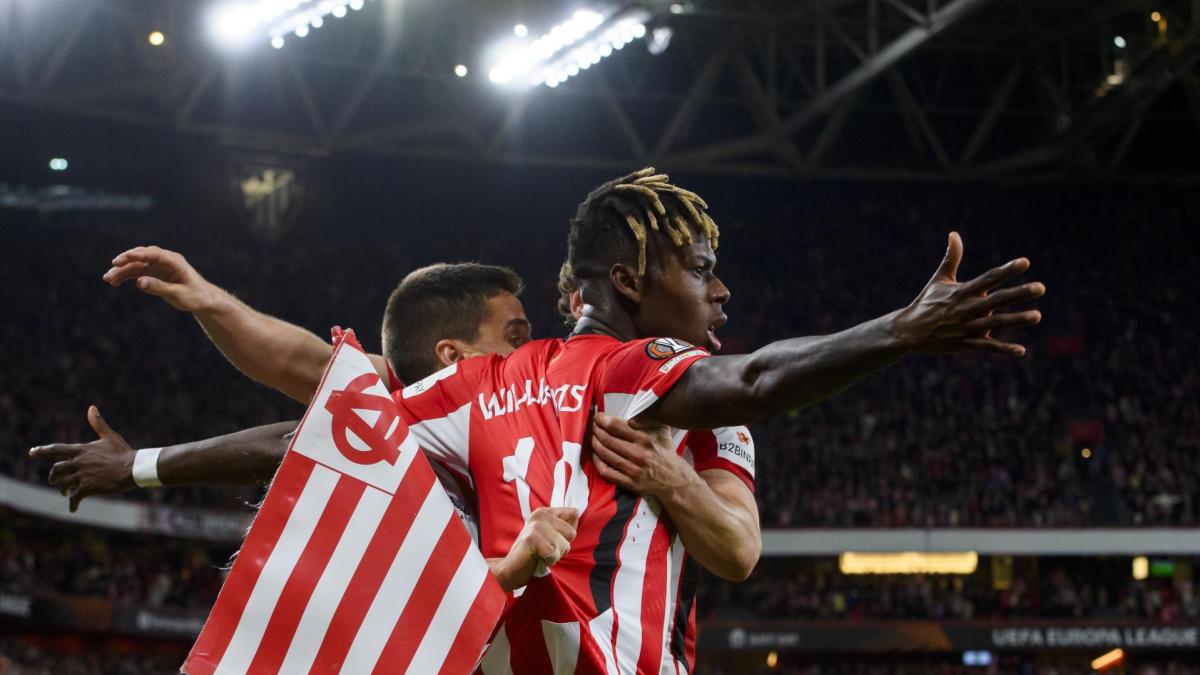 Nico Williams celebrando uno de sus goles ante la Roma en la reciente UEFA Europa League. / ATHLETIC CLUB