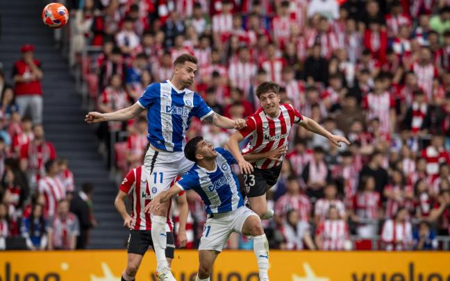 Mikel Jauregizar volvió a ser de los destacados también ante el Deportivo Alavés. / ATHLETIC CLUB Mikel Jauregizar volvió a ser de los destacados también ante el Deportivo Alavés. / ATHLETIC CLUB