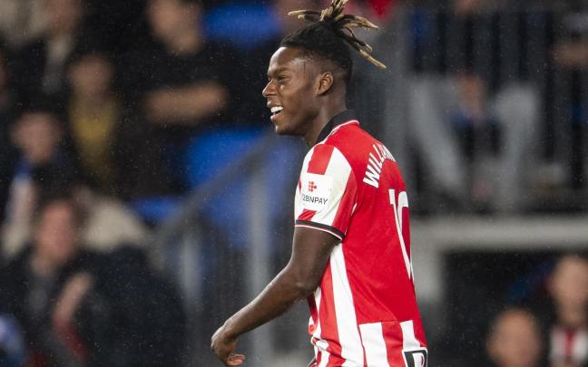 Nico Williams, en imagen ante la Real Sociedad este pasado sábado, no estará en Newcastle. / ATHLETIC CLUB