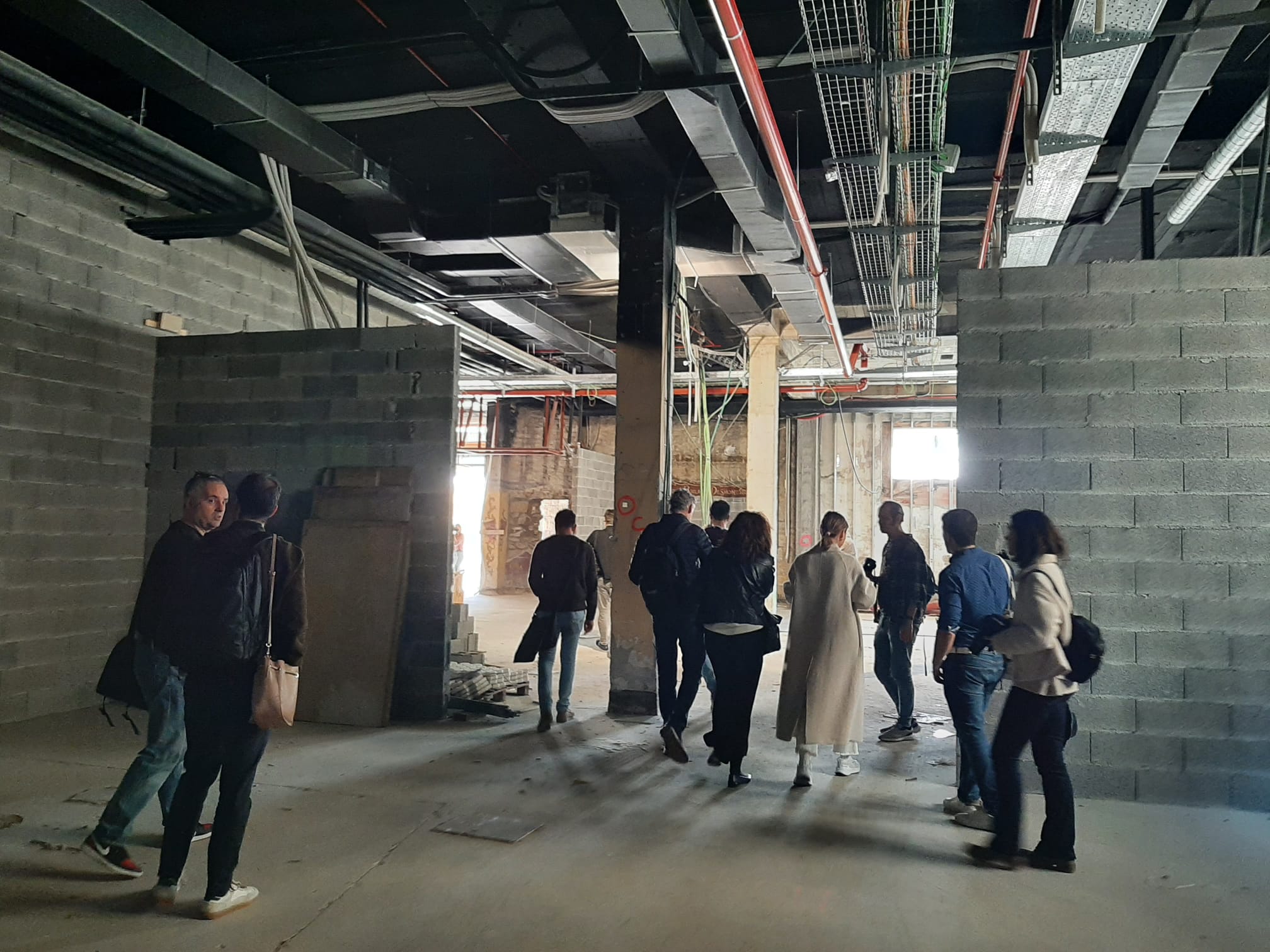 Visita esta mañana al interior del edificio Pescadería, antes de que el lunes comiencen las obras