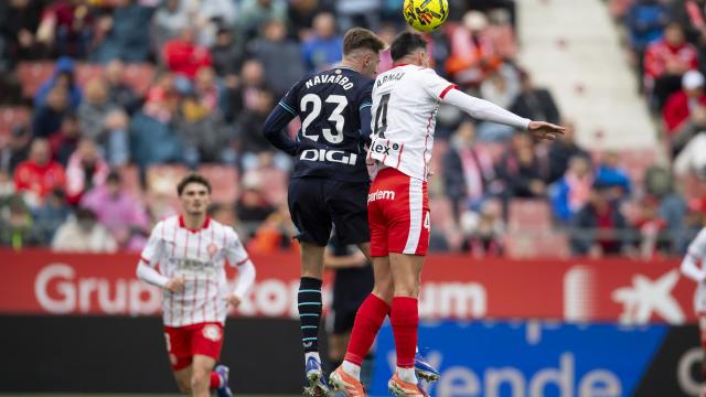 Robert Navarro, sustituido en el descanso, fue la viva imagen, una de tantas, de la importencia vivida en Girona. / ATHLETIC CLUB