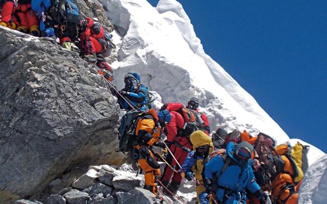 Expedición en el Everest.