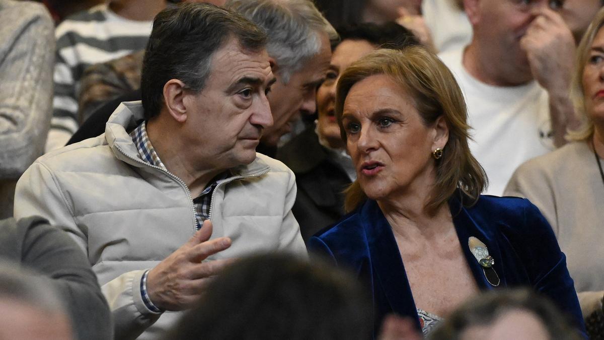 El ambiente de la final del Eusko Label Winter Series de Gernika, que ganaron Johan-Basque ante Goitia-Lekerika.