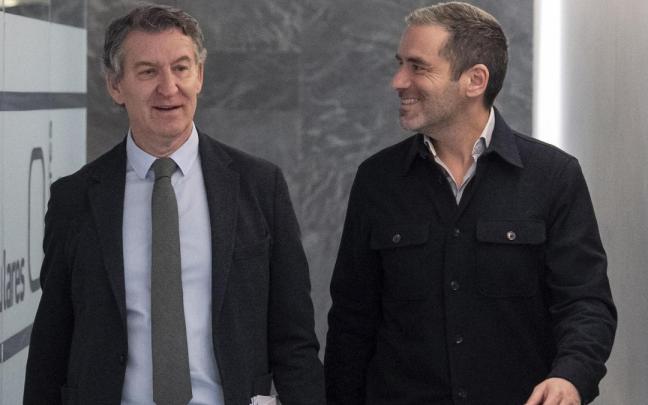 Sémper regresa al comité de dirección del PP tras el tratamiento por el cáncer que padece