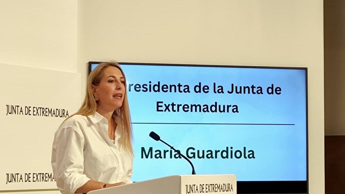 La presidenta de la Junta de Extremadura, María Guardiola