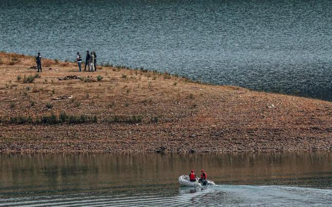 Caso Madeleine McCann: Embalse portugués donde se está desarrollando la búsqueda de nuevas pistas. Caso Madeleine McCann: Embalse portugués donde se está desarrollando la búsqueda de nuevas pistas.