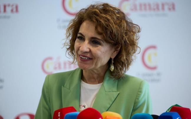 La vicepresidenta primera del Gobierno y ministra de Hacienda, María Jesús Montero