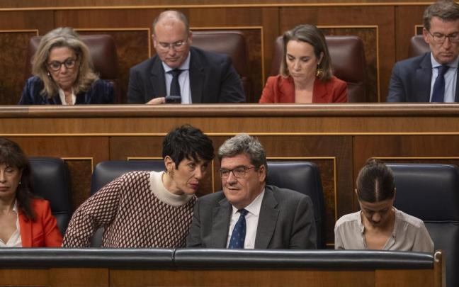 La ministra de Inclusión y Seguridad Social, Elma Saiz, responderá a una pregunta del PNV.