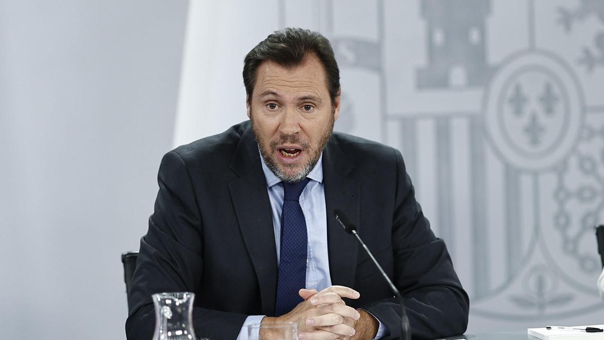 Óscar Puente en la rueda de prensa tras el Consejo de Ministros.