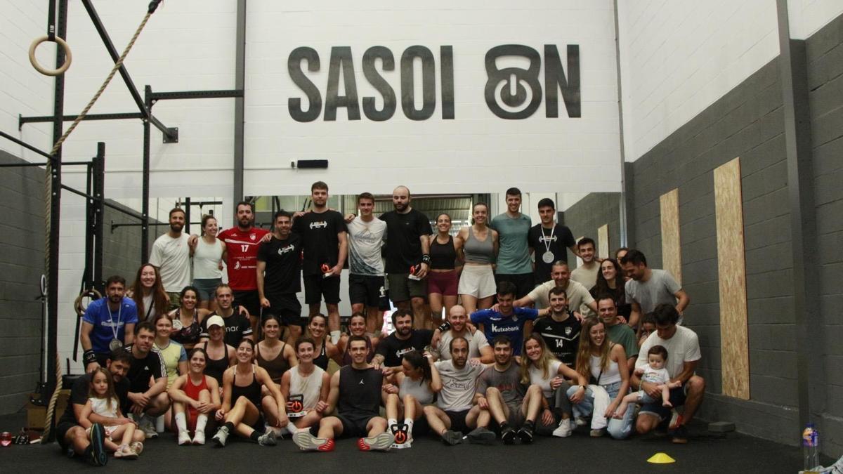 Grupo de zumaiarras en Sasoi On.